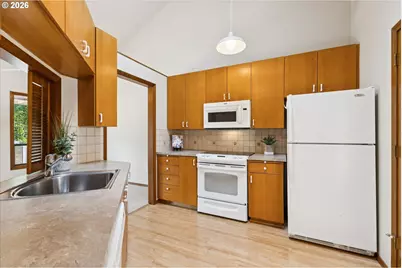 12840 SW Barberry Dr, Beaverton, OR 97008 - Photo 17