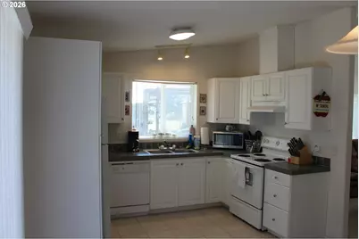 18 S Appleman Rd, Tygh Valley, OR 97063 - Photo 5