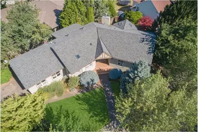 556 Forestview Dr, Hood River, OR 97031 - Photo 1