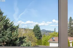 556 Forestview Dr, Hood River, OR 97031 - Photo 23