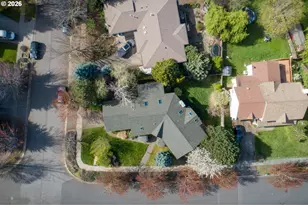 556 Forestview Dr, Hood River, OR 97031 - Photo 7