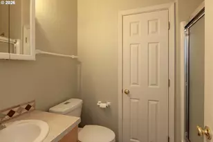 556 Forestview Dr, Hood River, OR 97031 - Photo 25