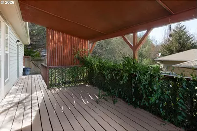 556 Forestview Dr, Hood River, OR 97031 - Photo 19