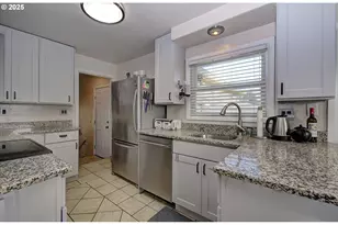 4318 NE 39th St, Vancouver, WA 98661 - Photo 9