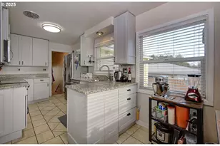 4318 NE 39th St, Vancouver, WA 98661 - Photo 11