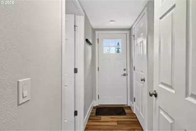 304 Warner St, Oregon City, OR 97045 - Photo 29