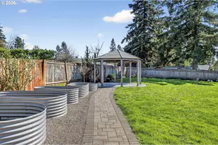 304 Warner St, Oregon City, OR 97045 - Photo 41