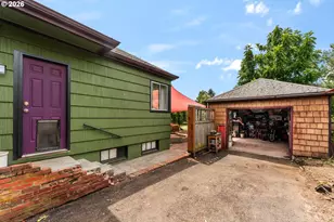 245 SE 108th Ave, Portland, OR 97216 - Photo 29