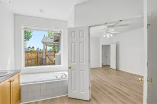 14835 NW Elaina Ln, Portland, OR 97229 - Photo 17