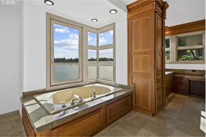 3012 Lakeview Blvd, Lake Oswego, OR 97035 - Photo 31