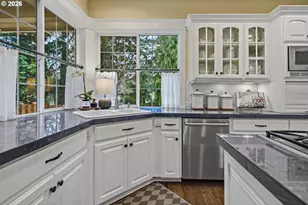 902 NE 47th Ave, Hillsboro, OR 97124 - Photo 17