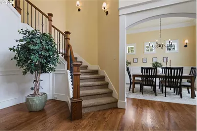 902 NE 47th Ave, Hillsboro, OR 97124 - Photo 3