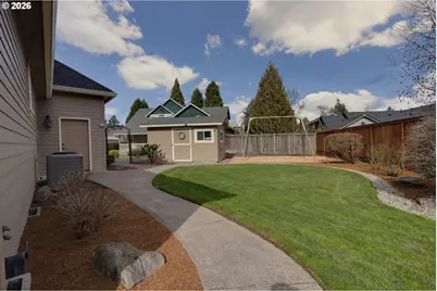 902 NE 47th Ave, Hillsboro, OR 97124 - Photo 41