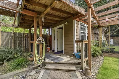 12075 SW 9th St, Beaverton, OR 97005 - Photo 27