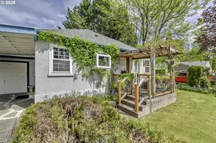 12075 SW 9th St, Beaverton, OR 97005 - Photo 3