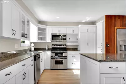 2235 10th St, Florence, OR 97439 - Photo 15