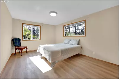 2235 10th St, Florence, OR 97439 - Photo 25