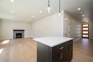 3208 E Province Ct, Newberg, OR 97132 - Photo 9