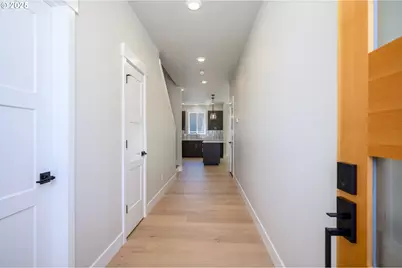 3208 E Province Ct, Newberg, OR 97132 - Photo 3