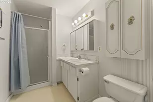 820 NE Cochran Ave, Gresham, OR 97030 - Photo 21