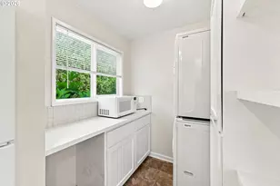 880 NW Florence Ave, Gresham, OR 97030 - Photo 17