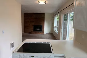 880 NW Florence Ave, Gresham, OR 97030 - Photo 11