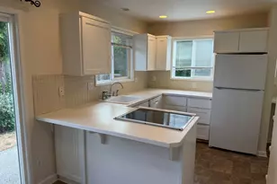 880 NW Florence Ave, Gresham, OR 97030 - Photo 9