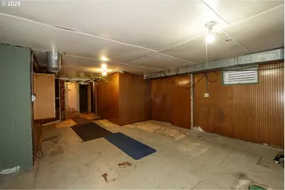 425 N 9th St, Cottage Grove, OR 97424 - Photo 43