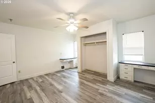 425 N 9th St, Cottage Grove, OR 97424 - Photo 37