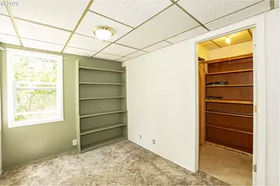 425 N 9th St, Cottage Grove, OR 97424 - Photo 17