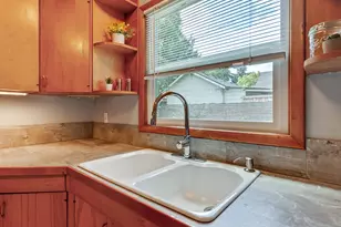 4034 SE Rex St, Portland, OR 97202 - Photo 13
