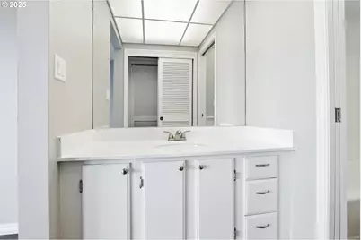 2221 SW 1st Ave #1623, Portland, OR 97201 - Photo 19