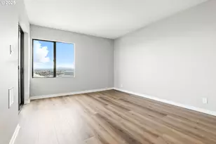 2221 SW 1st Ave, Portland, OR 97201 - Photo 17