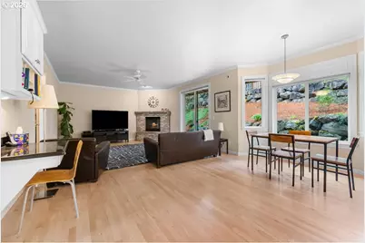 2305 Stonehurst Ct, Lake Oswego, OR 97034 - Photo 19