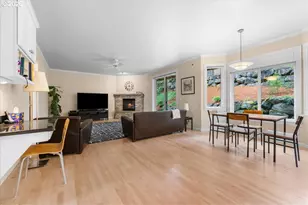 2305 Stonehurst Ct, Lake Oswego, OR 97034 - Photo 19