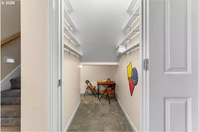 2305 Stonehurst Ct, Lake Oswego, OR 97034 - Photo 9