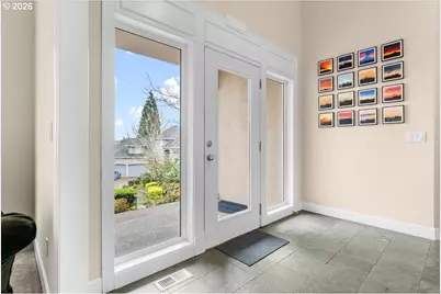 2305 Stonehurst Ct, Lake Oswego, OR 97034 - Photo 5