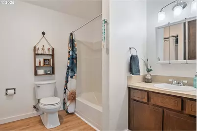 2005 Tibbetts Dr #105, Longview, WA 98632 - Photo 17