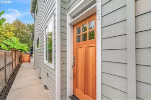 9416 N Bristol Ave, Portland, OR 97203 - Photo 3