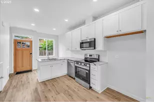 9416 N Bristol Ave, Portland, OR 97203 - Photo 9