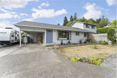 2185 N 8th St, Coos Bay, OR 97420 - Photo 1