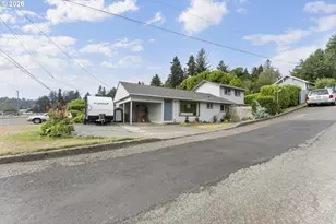 2185 N 8th St, Coos Bay, OR 97420 - Photo 29