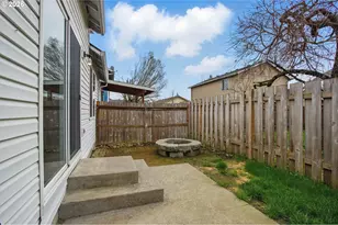 12528 SE Taggart St, Portland, OR 97236 - Photo 29