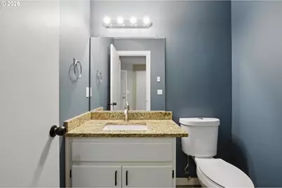 12528 SE Taggart St, Portland, OR 97236 - Photo 9