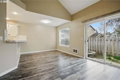 12528 SE Taggart St, Portland, OR 97236 - Photo 15