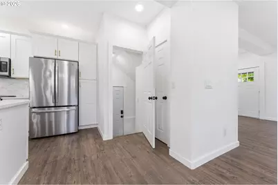 30 NE 143rd Ave, Portland, OR 97230 - Photo 15