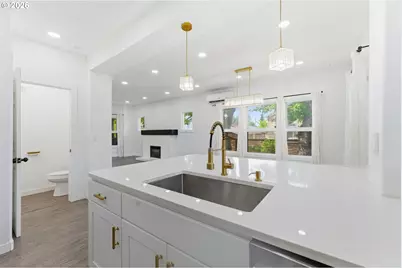 30 NE 143rd Ave, Portland, OR 97230 - Photo 17
