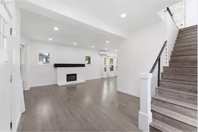 30 NE 143rd Ave, Portland, OR 97230 - Photo 7