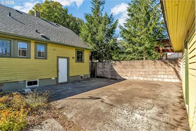 5806 NE Garfield Ave, Portland, OR 97211 - Photo 35