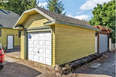 5806 NE Garfield Ave, Portland, OR 97211 - Photo 37